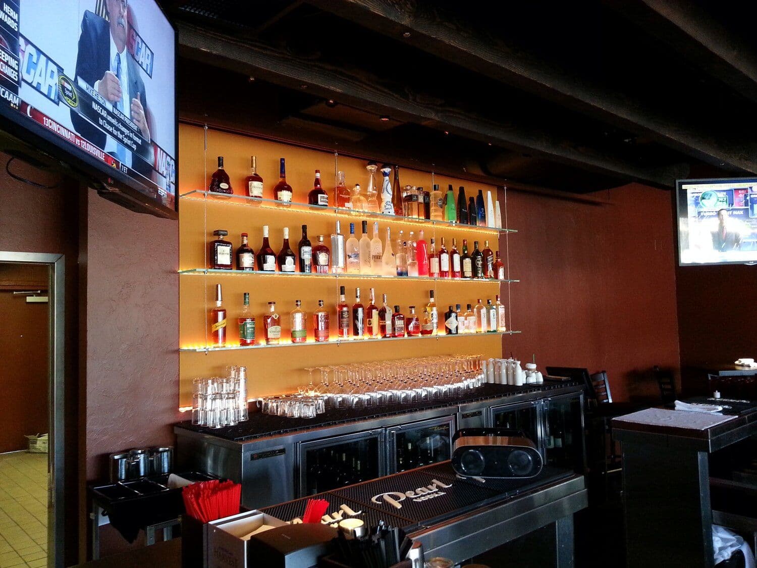 Bar Back
